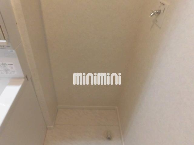 ����8
