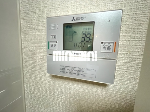 ����11