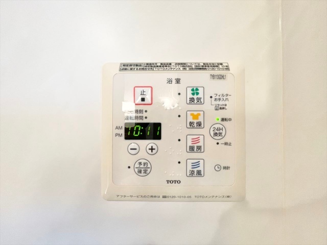 ����9