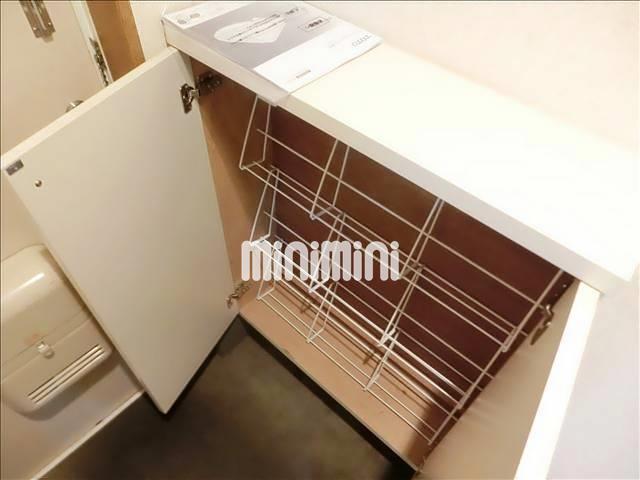����14