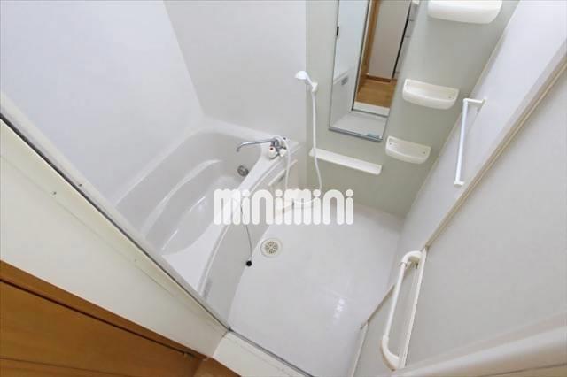 ����3