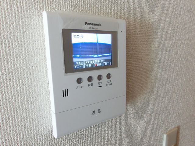 ����11