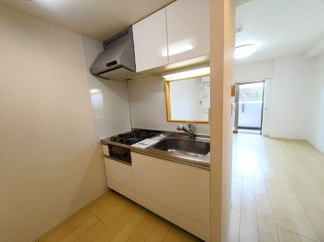 ����2