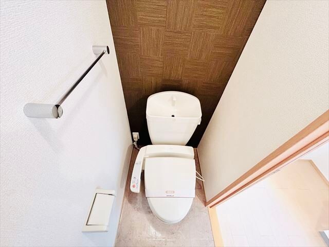 ����7