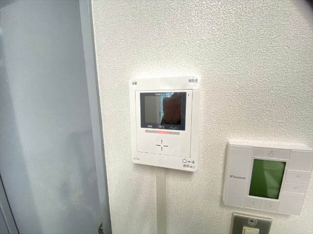 ����7