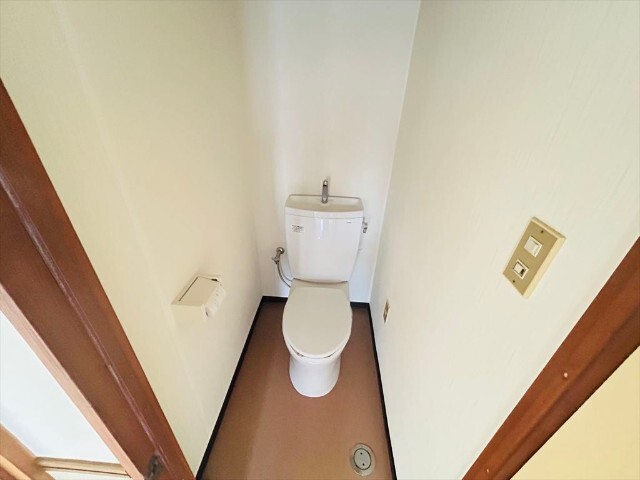 ����7