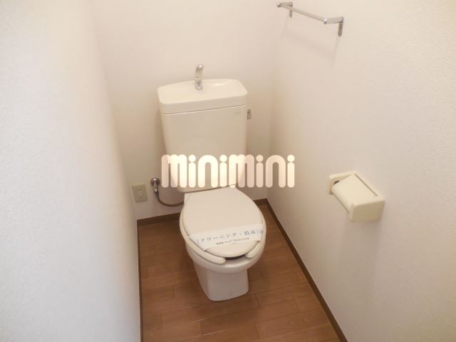����4