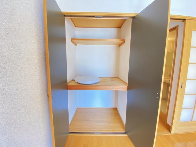 ����6