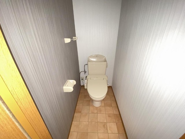 ����5