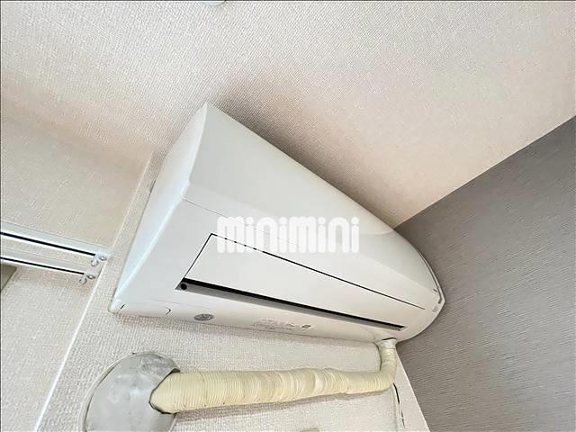 ����11