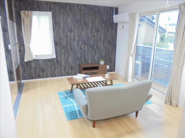 ����13