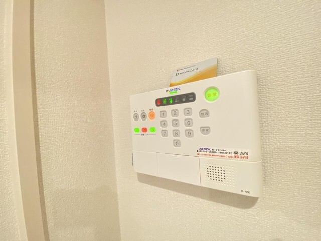 ����11