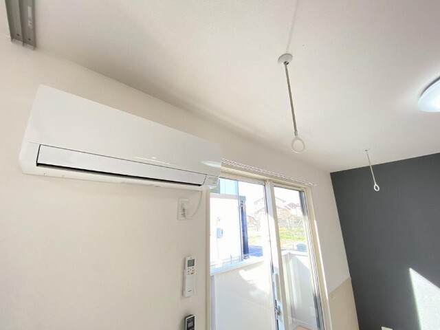 ����11