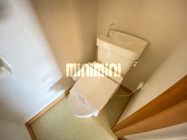 ����5