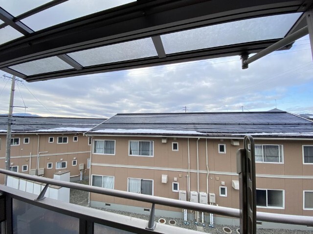 ����10