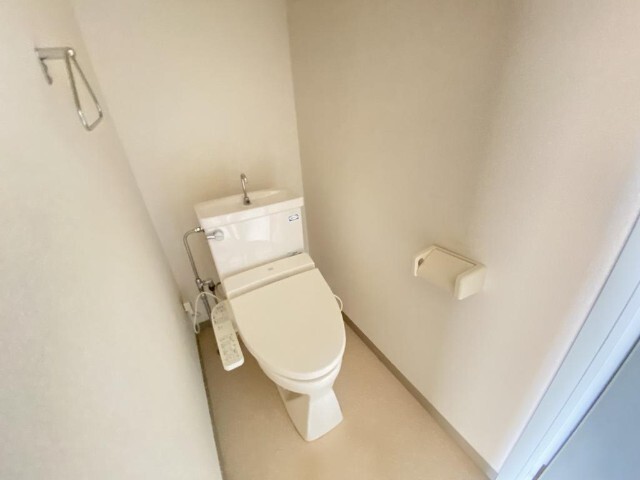 ����5