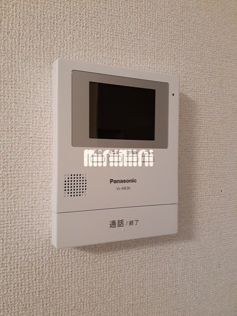 ����10