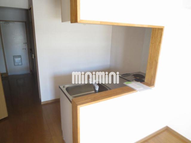 ����18