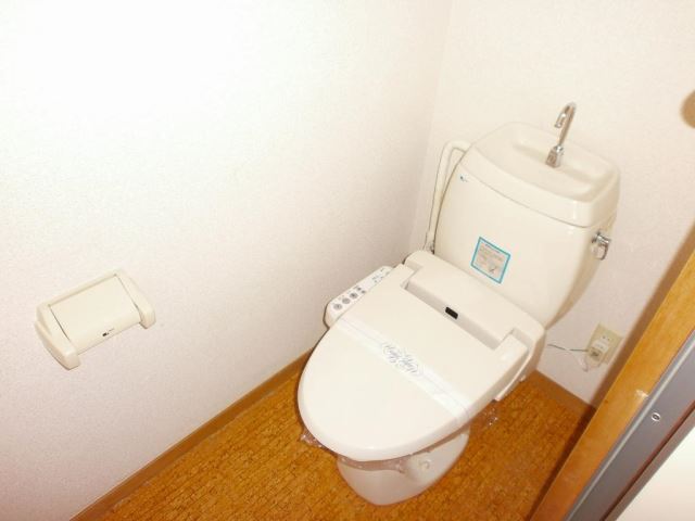 ����6