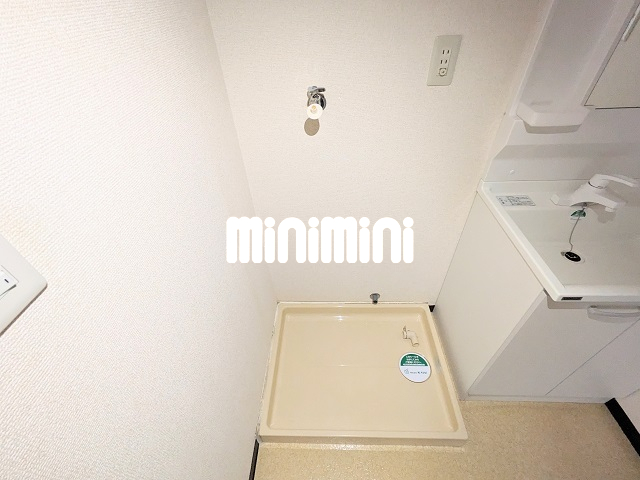 ����8
