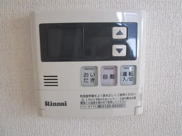 ����14