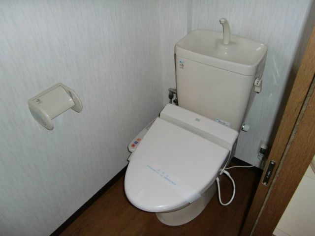 ����6