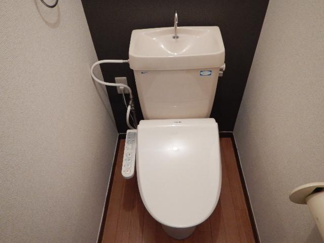 ����5
