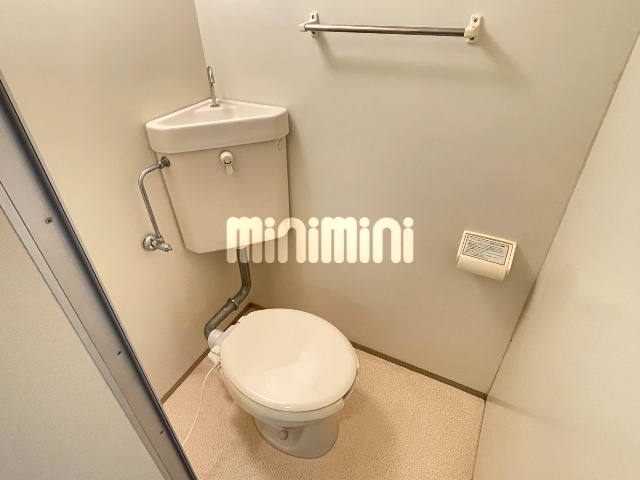 ����6