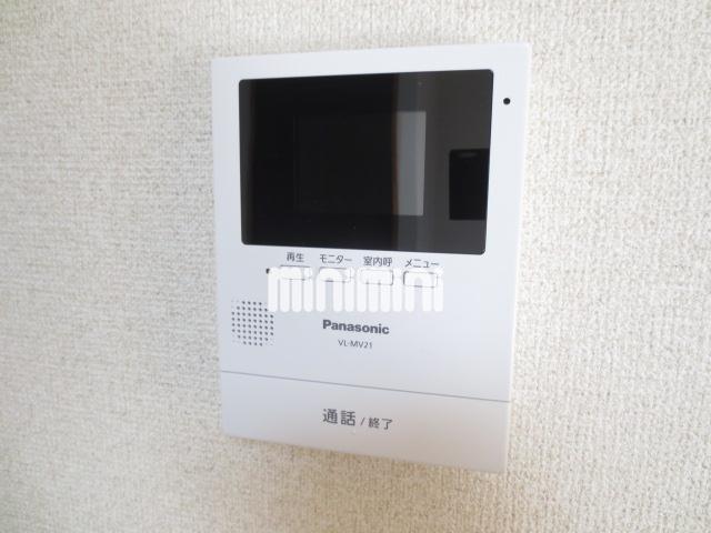 ����11