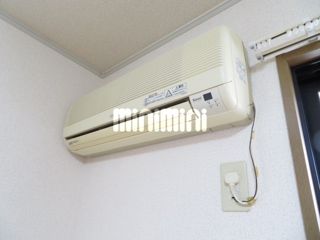 ����10