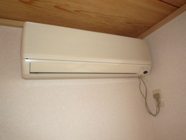 ����10