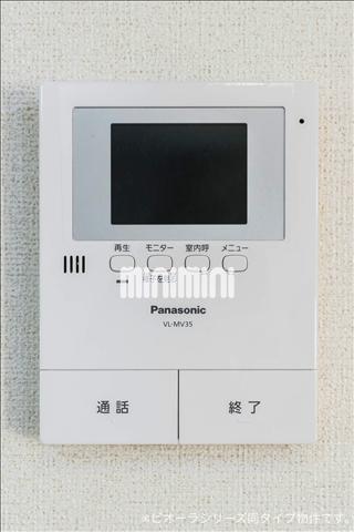 ����11