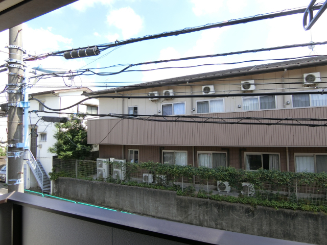 ����26