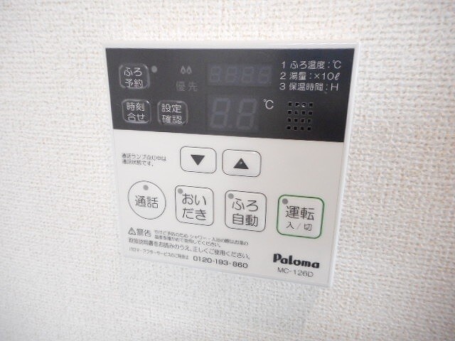 ����11