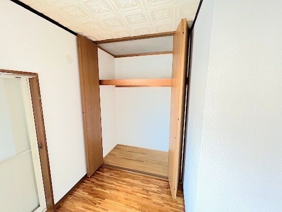 ����6