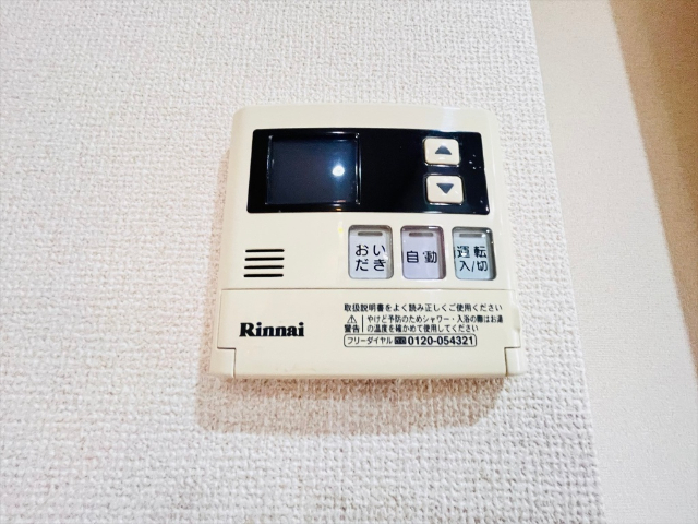 ����11