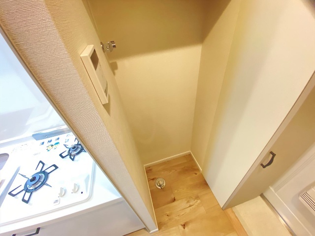 ����6