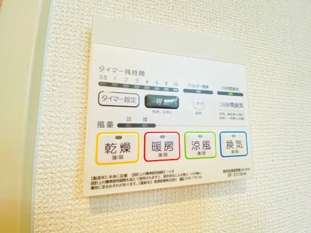 ����8