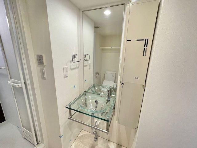 ����7