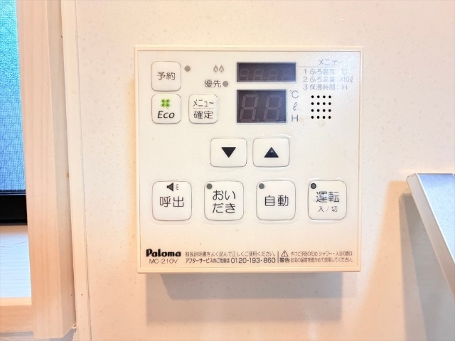����11