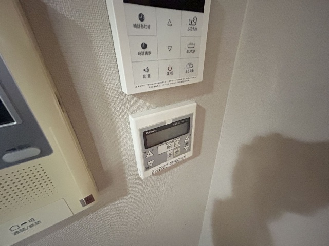 ����14