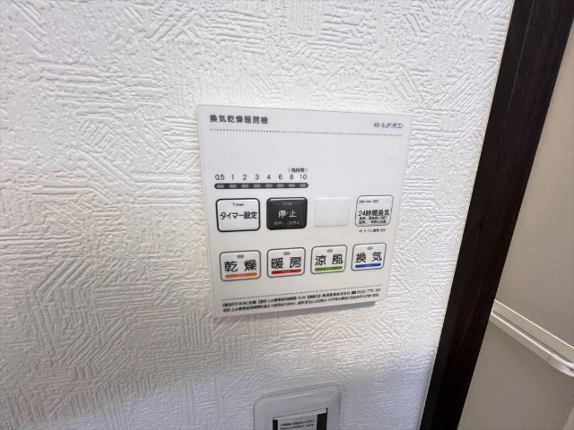 ����10