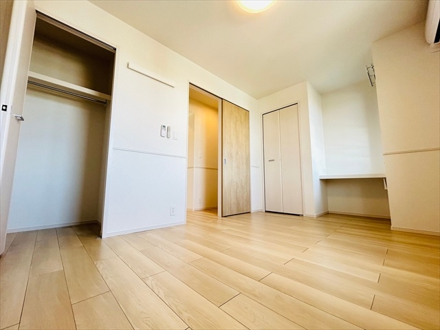 ����6
