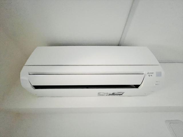 ����20