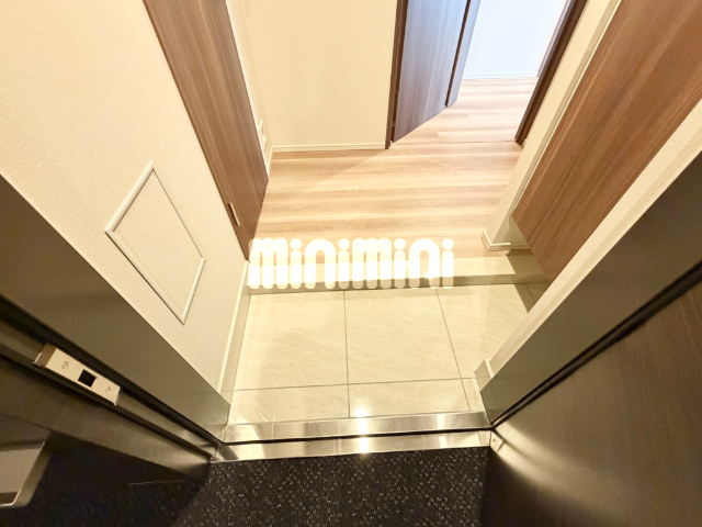 ����6