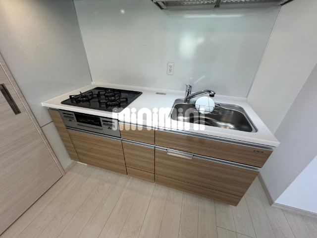 ����14