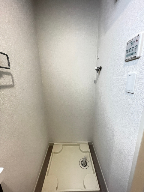 ����19