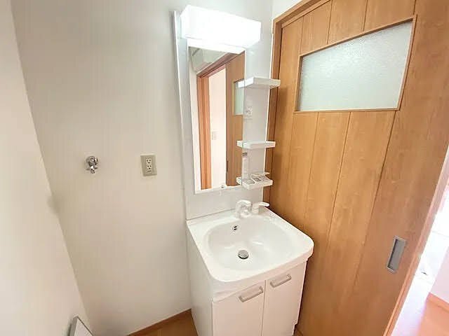 ����5