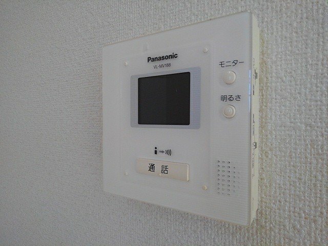 ����10