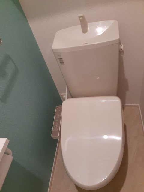 ����5